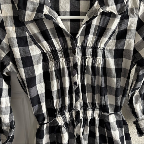 dELiA*s plaid button-up shirt with convertible sleeves, black & white (size S) - Picture 5 of 8